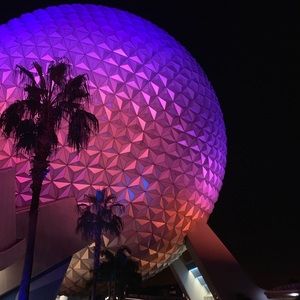 Meet your Posher, Carrie